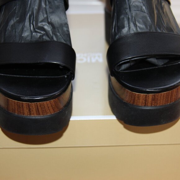 Michael Kors Rhett Wedge in Black Luggage, Size 11 - Picture 8 of 9